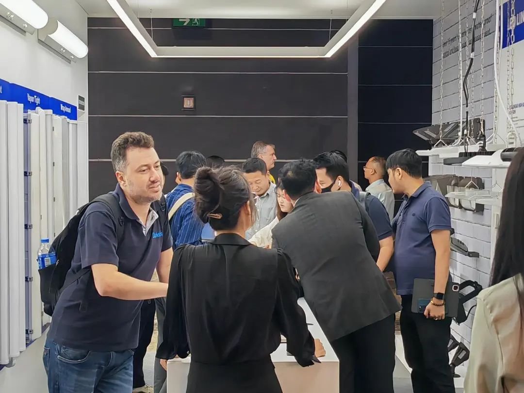 新品薈萃！雷曼拓享亮相2024香港國際春燈展